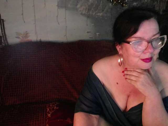 lori2017 cam belle