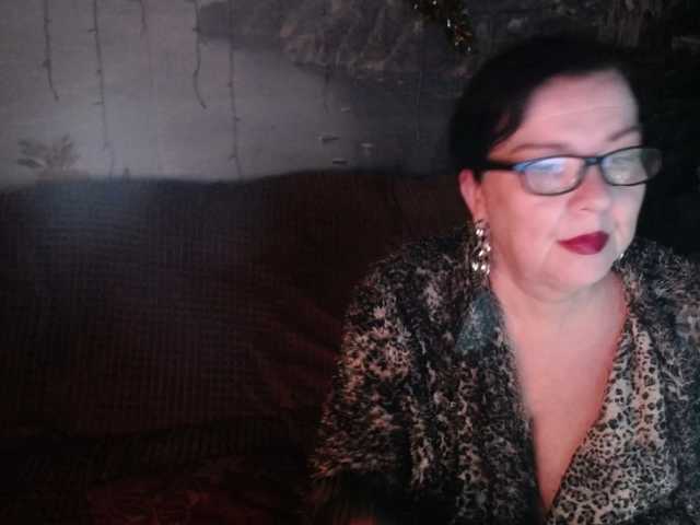 Lori2017, en directo ahora en BongaCams