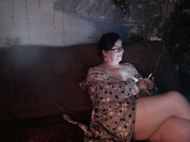 Lori2017 live cam on BongaCams