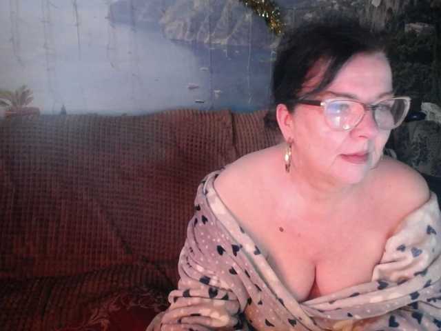 Lori2017 live cam on BongaCams