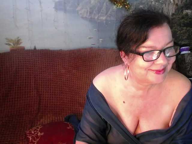 Lori2017 live cam on BongaCams