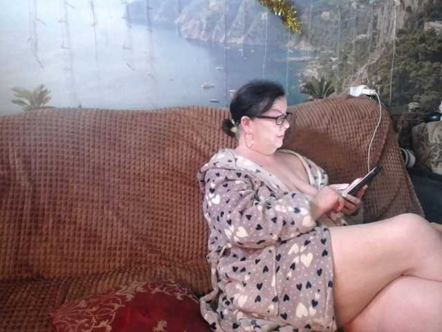 Lori2017, en directo ahora en BongaCams