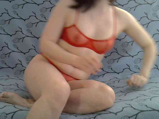 VikiPopens webcam