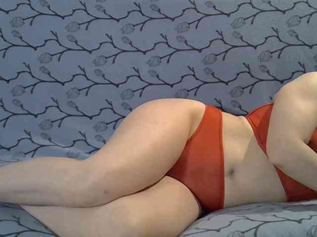 VikiPopens webcam