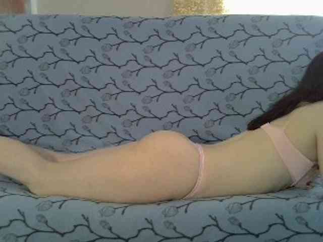 VikiPopens webcam
