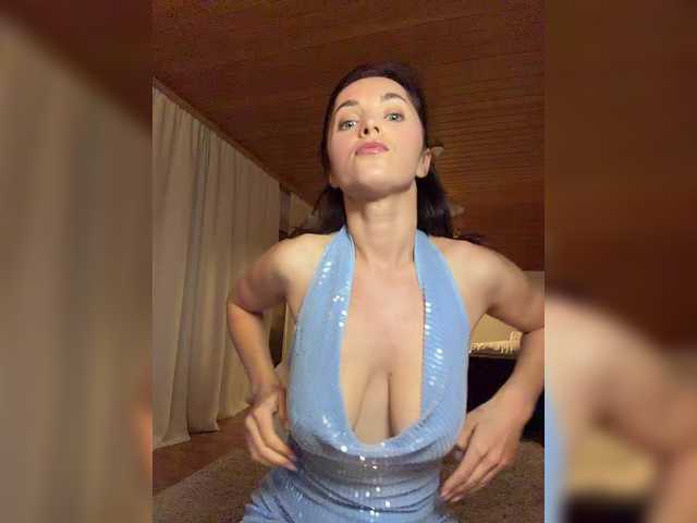 noeelly live sex show