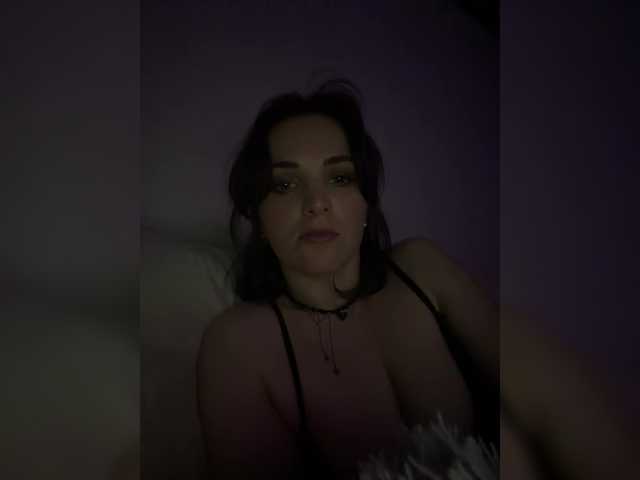 noeelly Live Cam on BongaCams