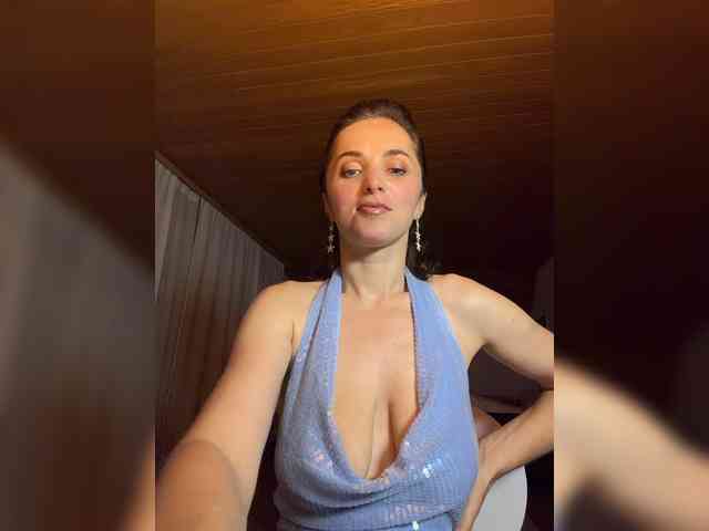 noeelly Sex Cam Show