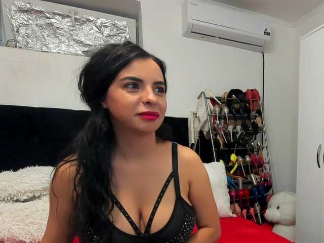 JuliaHayes