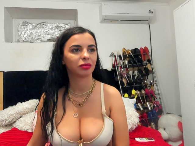 JuliaHayes live cam preview