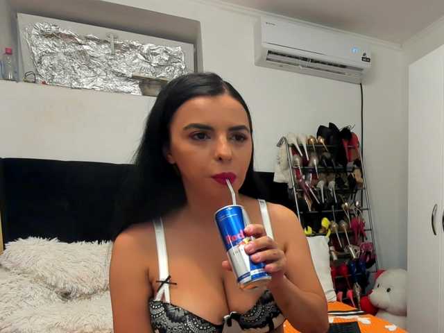 JuliaHayes90 live cam on BongaCams