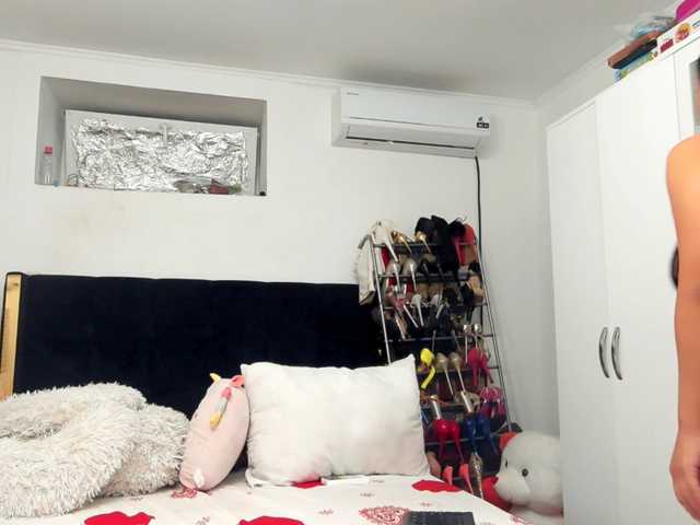 JuliaHayes90