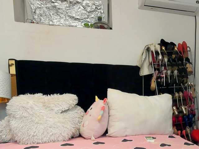 JuliaHayes90