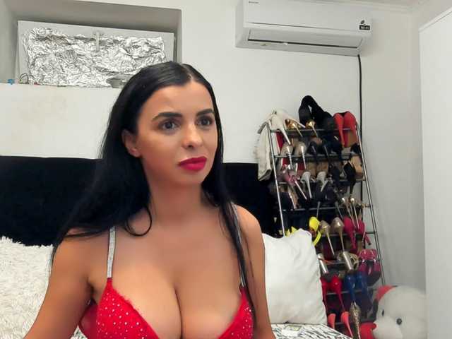JuliaHayes