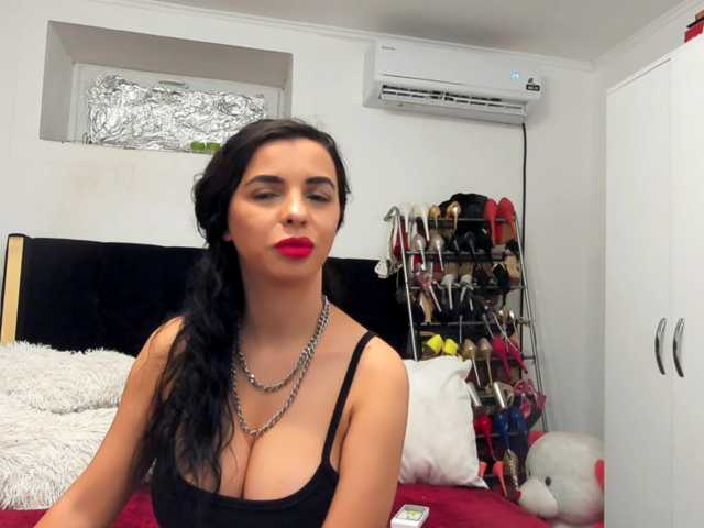 JuliaHayes90