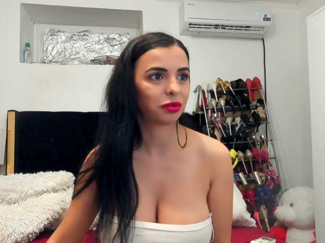 JuliaHayes