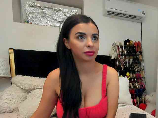 JuliaHayes webcam