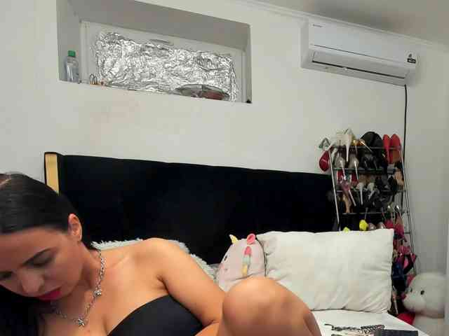 JuliaHayes