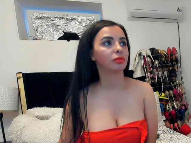 JuliaHayes