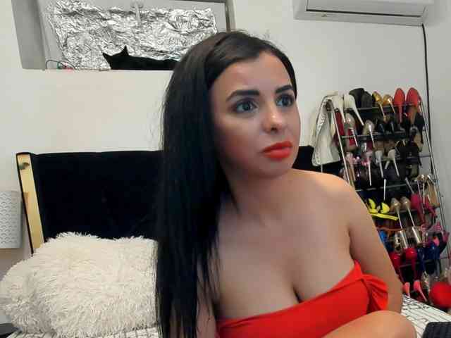 JuliaHayes