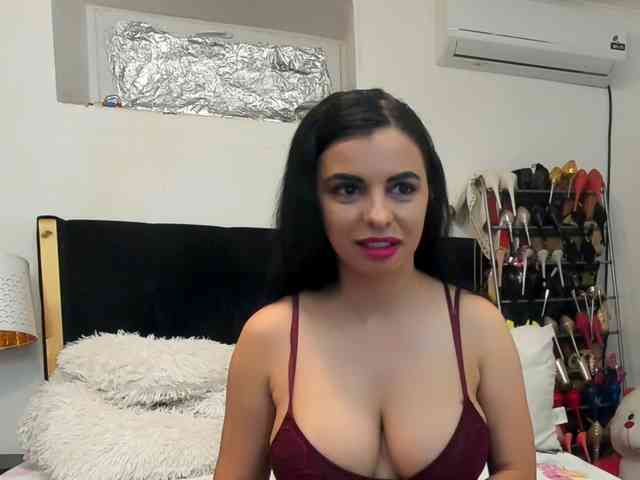 JuliaHayes