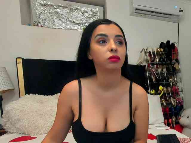 JuliaHayes90 JuliaHayes90