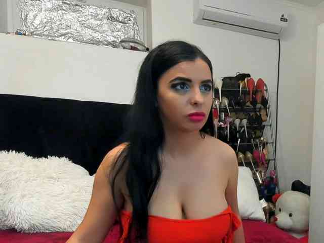JuliaHayes webcam