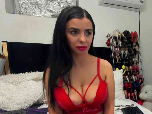 JuliaHayes webcam