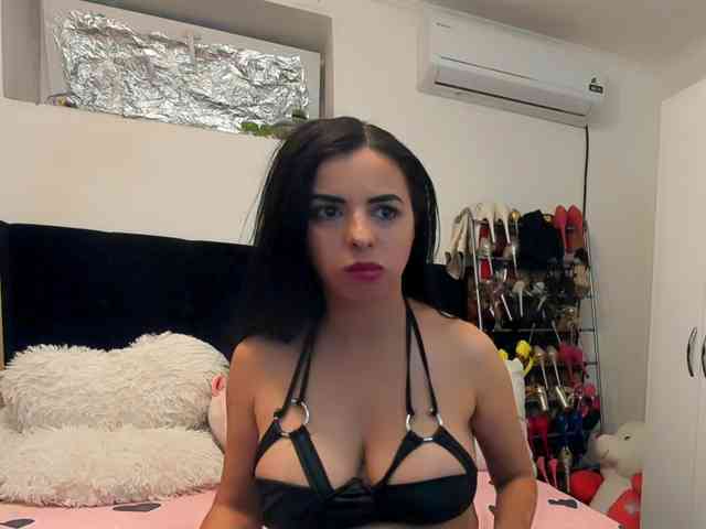 JuliaHayes webcam