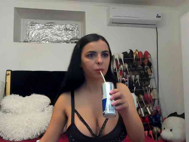 JuliaHayes webcam