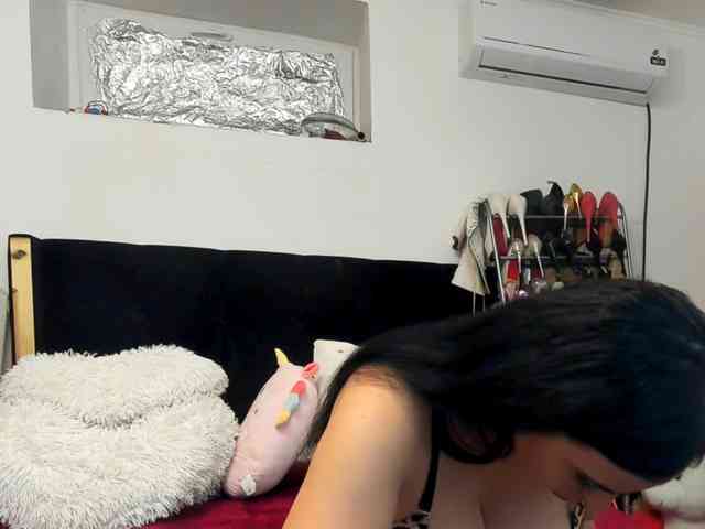 JuliaHayes90