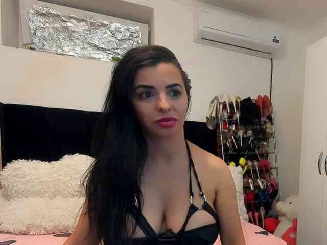 JuliaHayes webcam