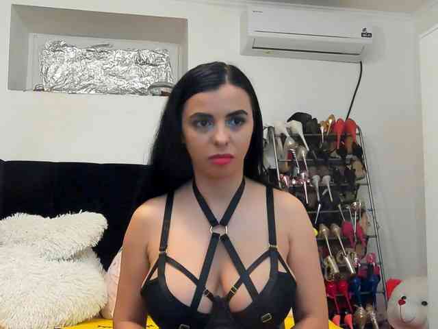 JuliaHayes webcam