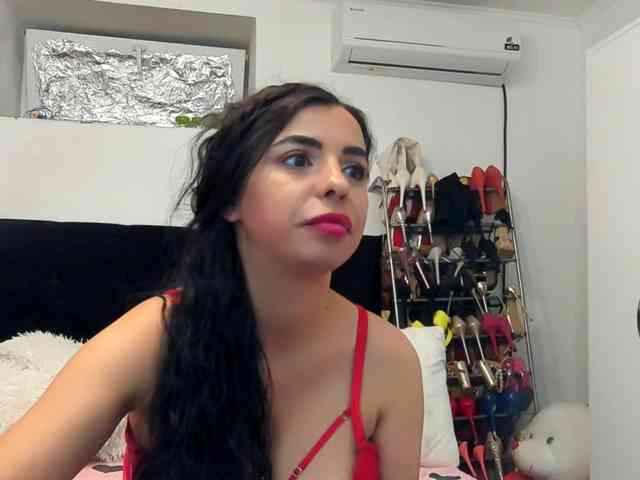 JuliaHayes90 JuliaHayes90