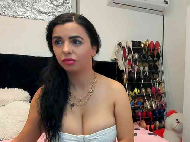 JuliaHayes90