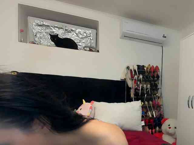 JuliaHayes90 JuliaHayes90