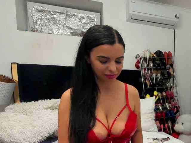 JuliaHayes webcam