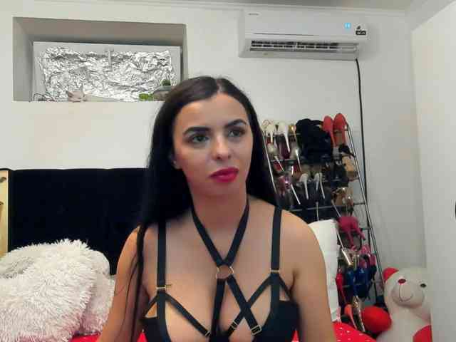 JuliaHayes90