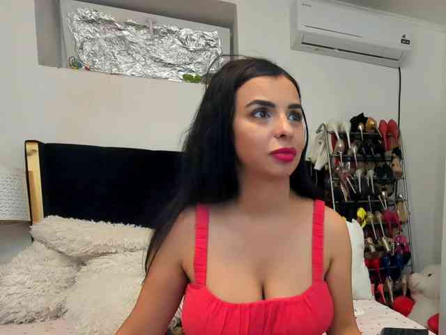 JuliaHayes webcam