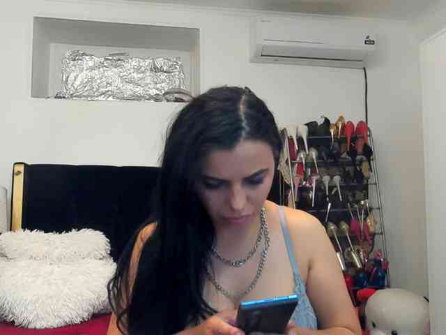 JuliaHayes90