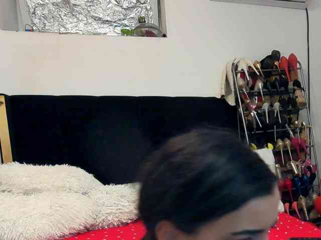 JuliaHayes webcam