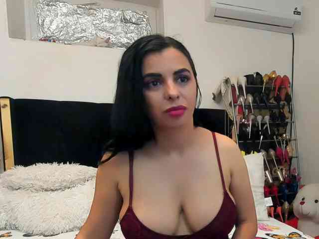 JuliaHayes