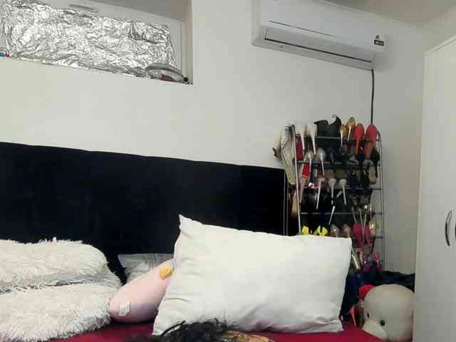 JuliaHayes90 JuliaHayes90