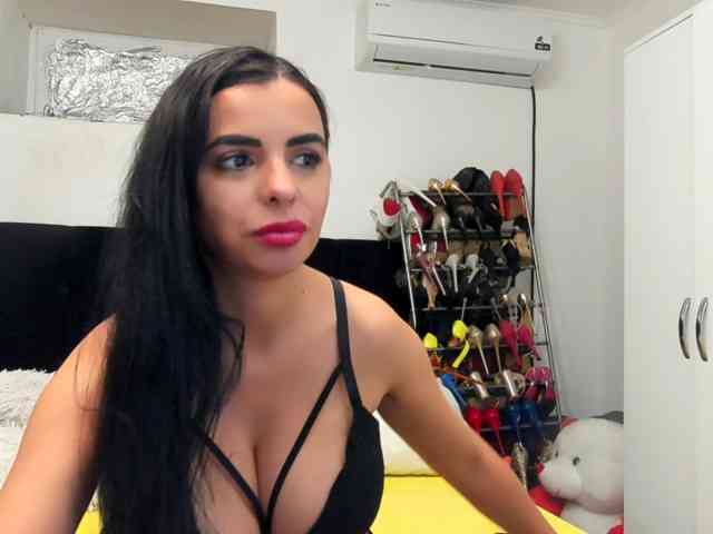 JuliaHayes