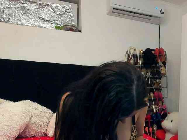 JuliaHayes90 JuliaHayes90