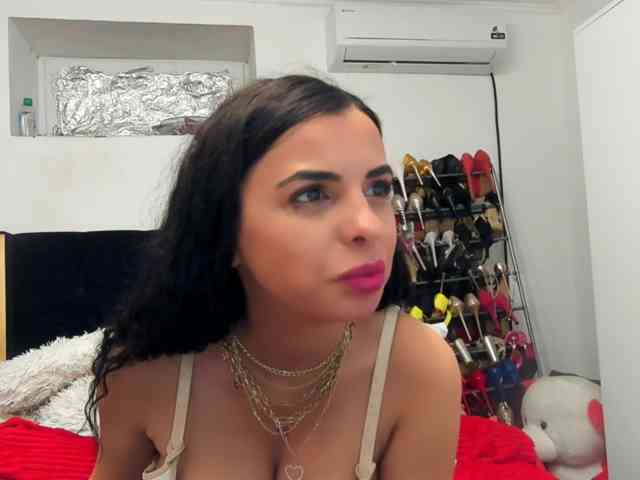 JuliaHayes