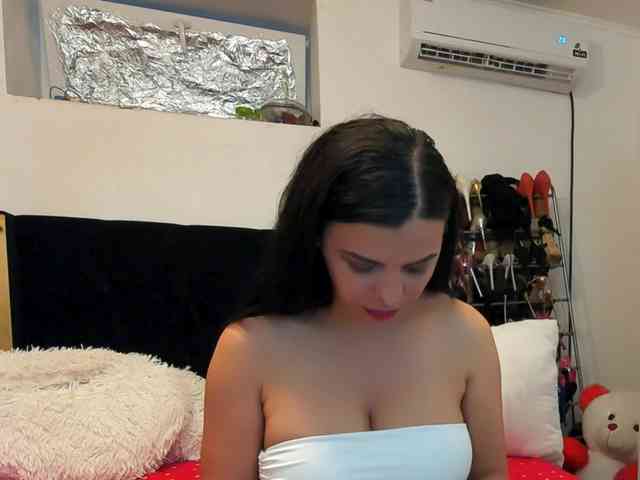 JuliaHayes webcam