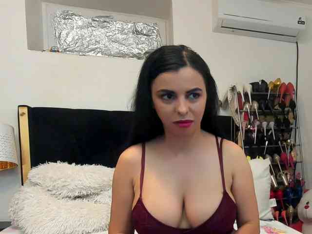 JuliaHayes