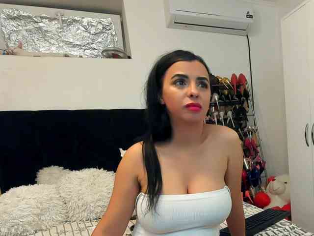 JuliaHayes webcam