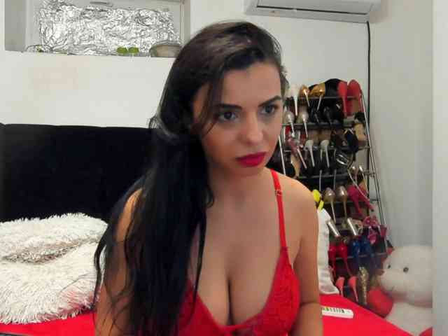 JuliaHayes webcam